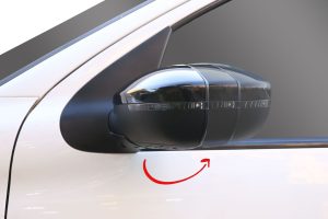 مقایسه آینه تاشو فابریک و افترمارکت